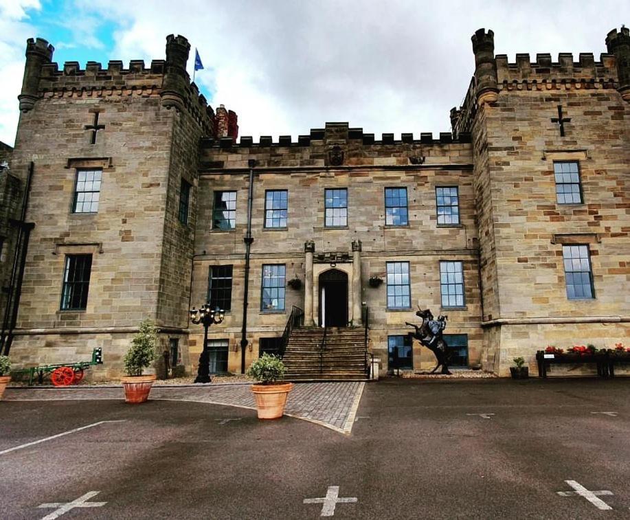 Sneaton Castle Hotel Whitby Bagian luar foto