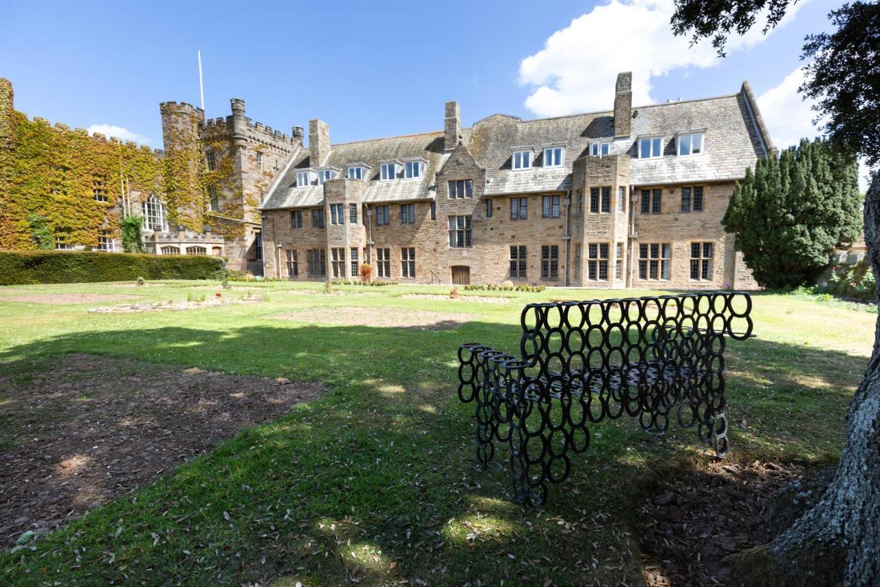 Sneaton Castle Hotel Whitby Bagian luar foto